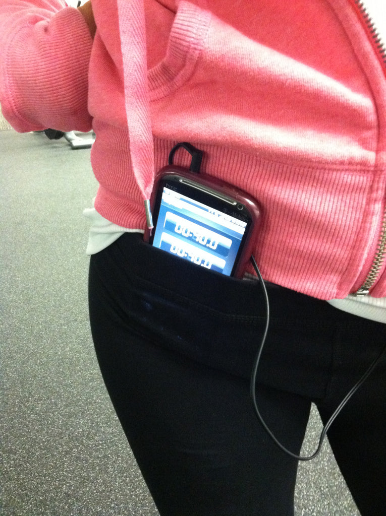 Need a portable pocket with those leggings?