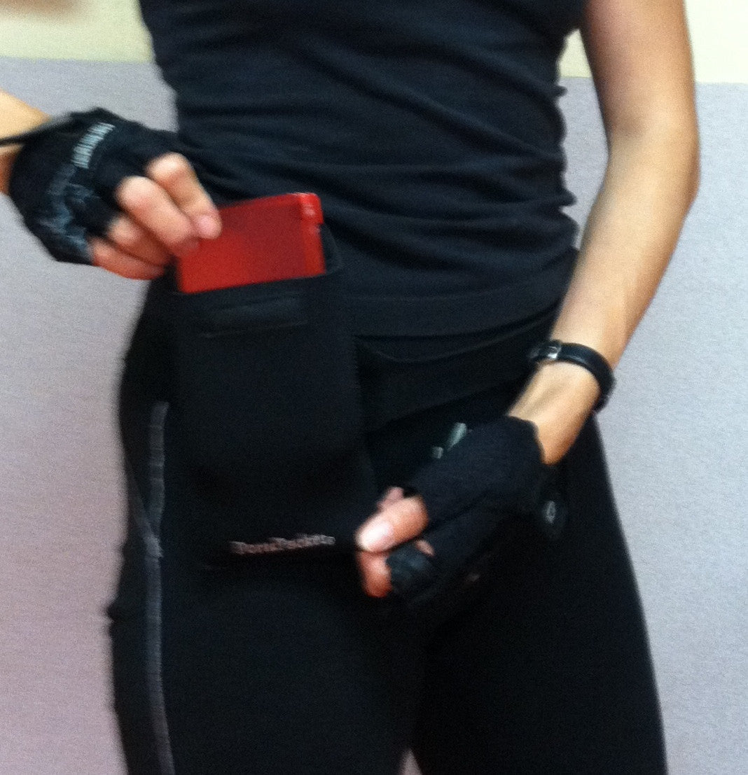 hip / waist pocket easy to use at gym, for exercise and fitness