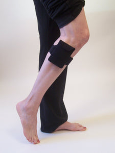 Small PortaPocket on the calf is easy to hide under yogapants