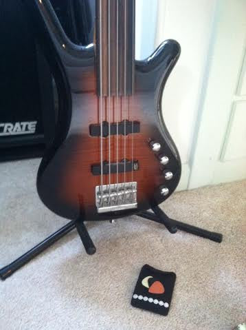 *bling!* Essentials (small) ~ undercover leg stash for IDs & credit cards